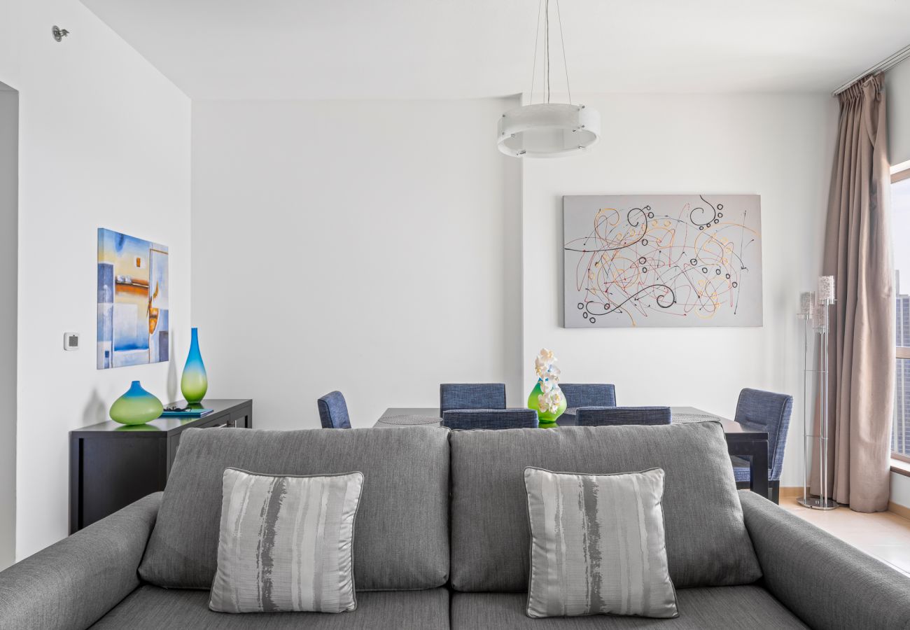 Apartment in Dubai - Luxurious Marina View Apartment