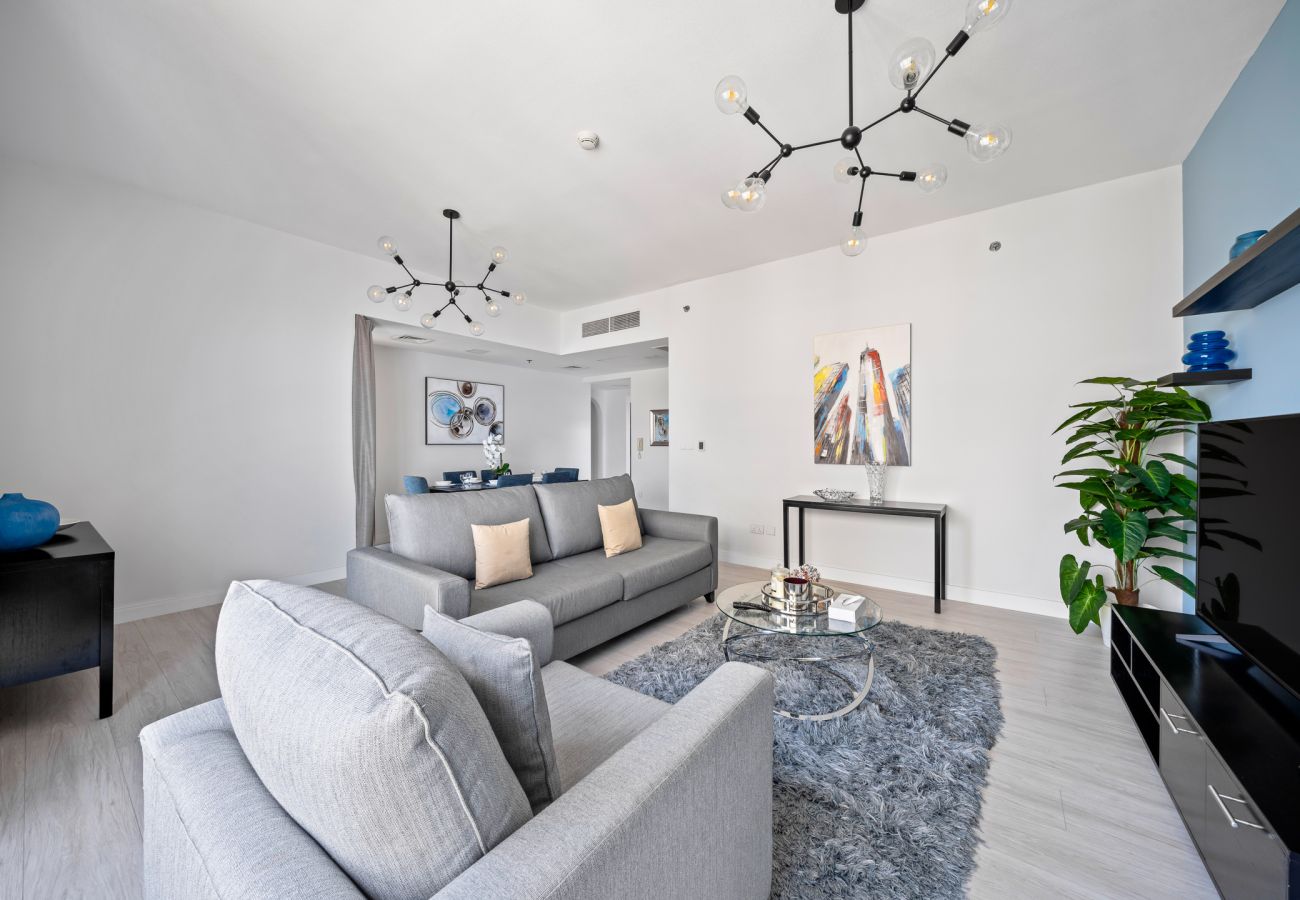 Apartment in Dubai - Stunning JBR beach & Dubai Eye views from Bed