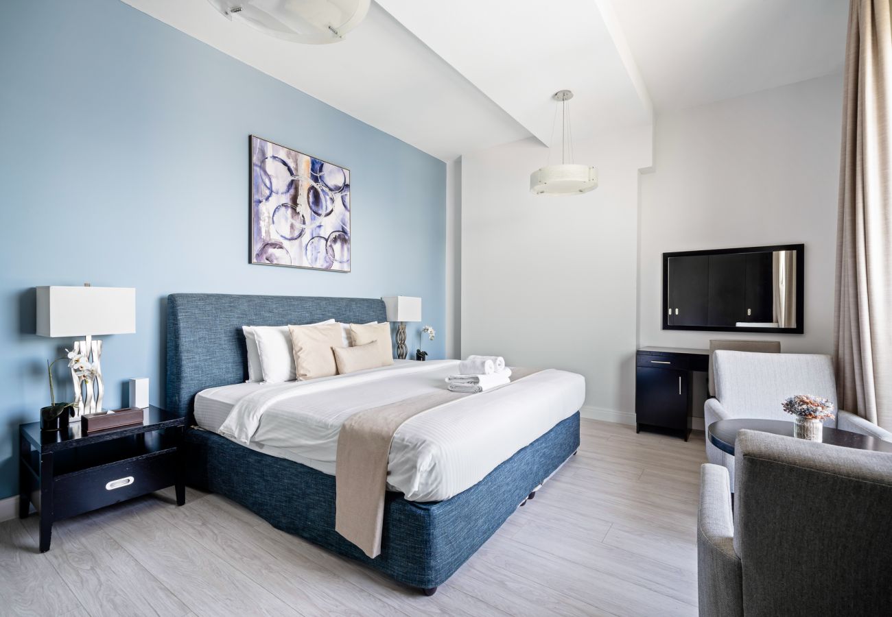 Apartment in Dubai - Stunning JBR beach & Dubai Eye views from Bed