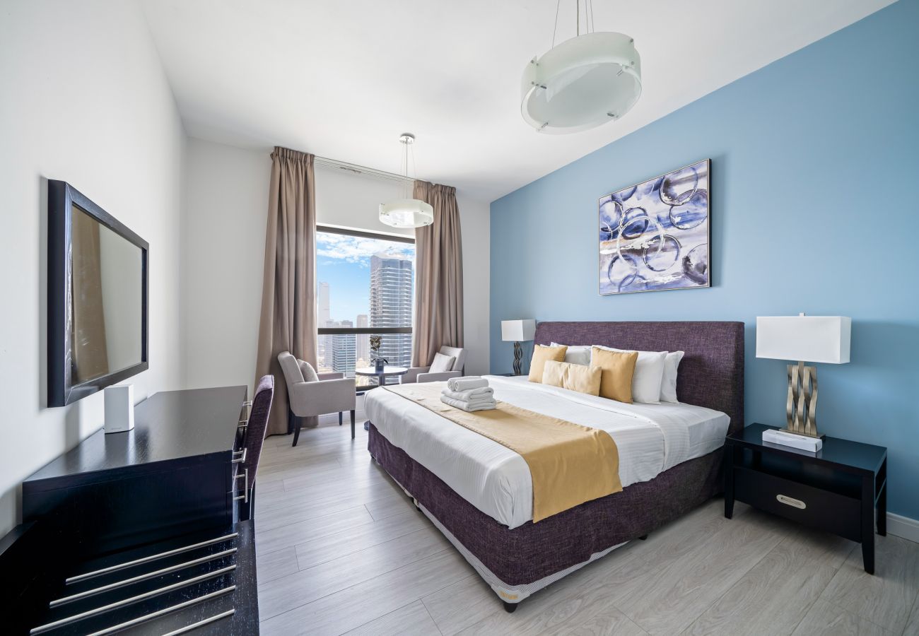 Apartment in Dubai - Amazing Marina View Luxury Apartment