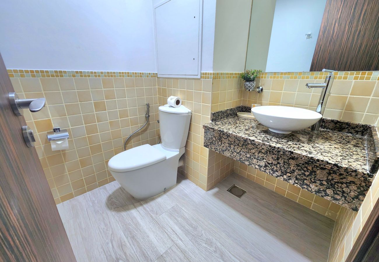 Apartment in Dubai - Amazing Marina View Apartment JBR