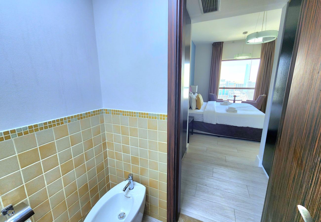 Apartment in Dubai - Amazing Marina View Apartment JBR