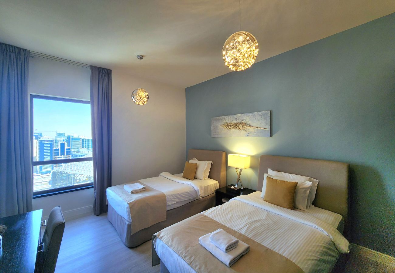 Apartment in Dubai - Amazing Marina View Apartment JBR