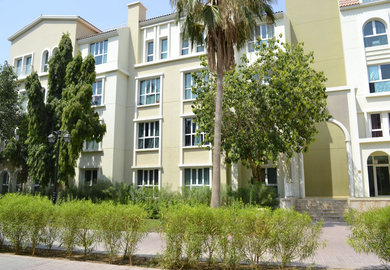 Studio in Dubai - Studio near by Furjan Metro Station 1 (5 min walk)