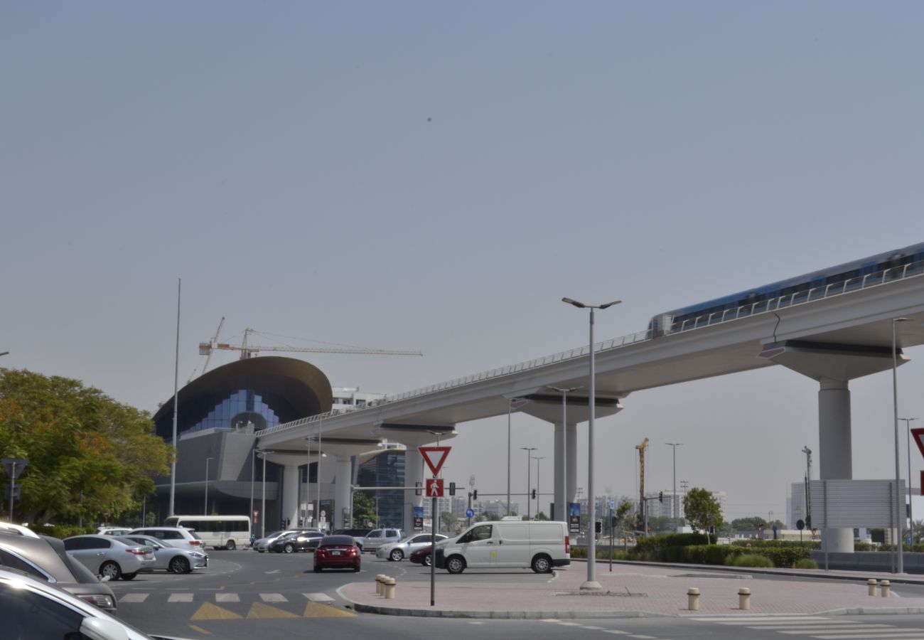 Studio in Dubai - Studio near by Furjan Metro Station 1 (5 min walk)