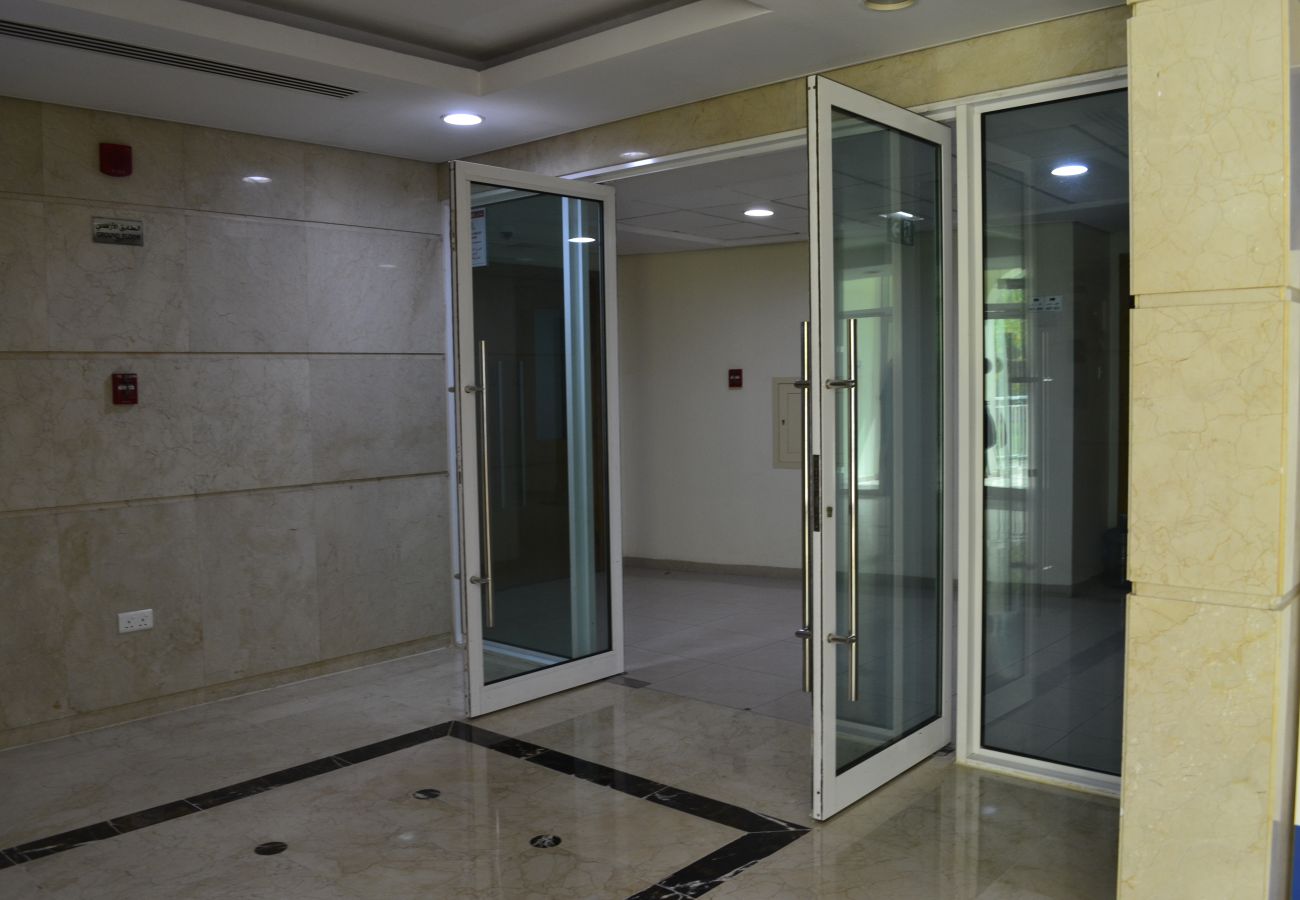 Studio in Dubai - Studio near by Furjan Metro Station 1 (5 min walk)