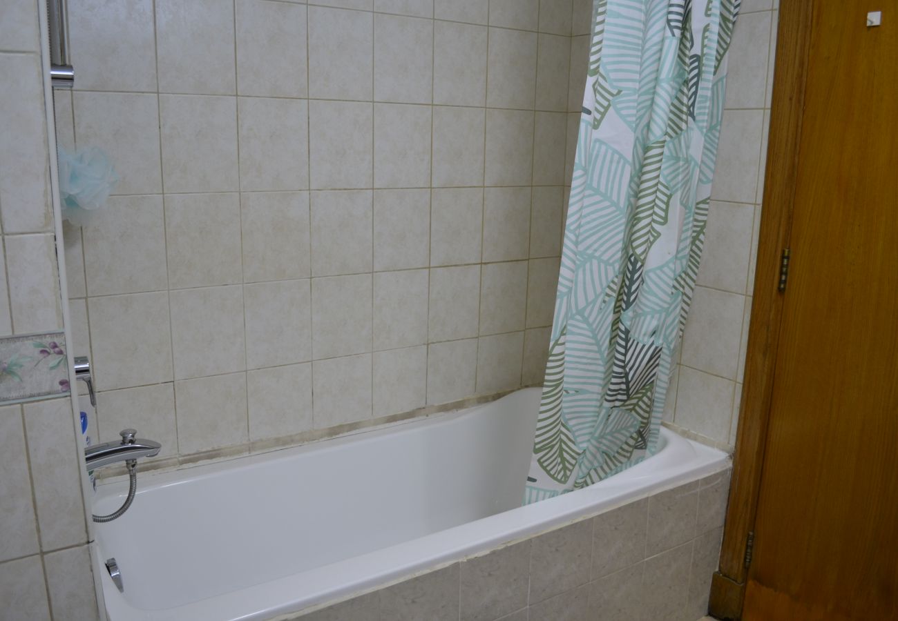 Studio in Dubai - Studio near by Furjan Metro Station 1 (5 min walk)