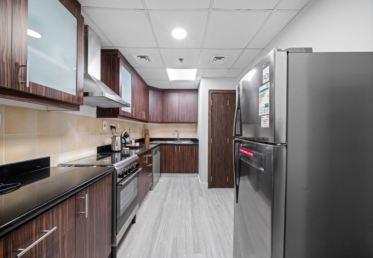 Apartment in Dubai - Luxury Sea & Marina View Apartment JBR