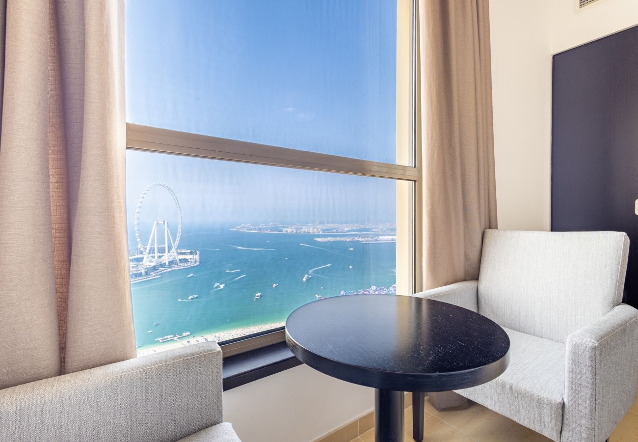 Apartment in Dubai - Luxury Sea & Marina View Apartment JBR