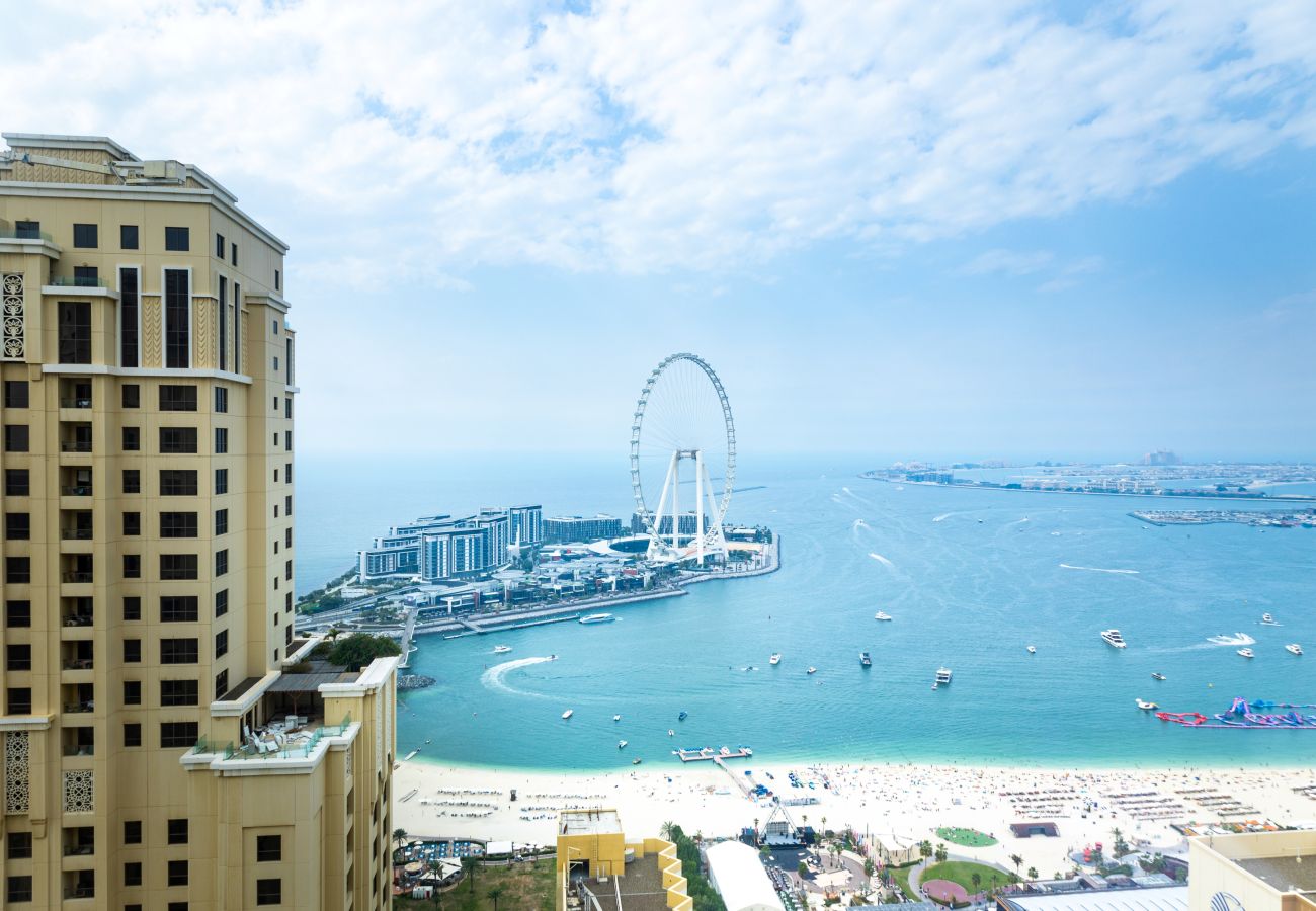 Apartment in Dubai - Luxury Sea & Marina View Apartment JBR