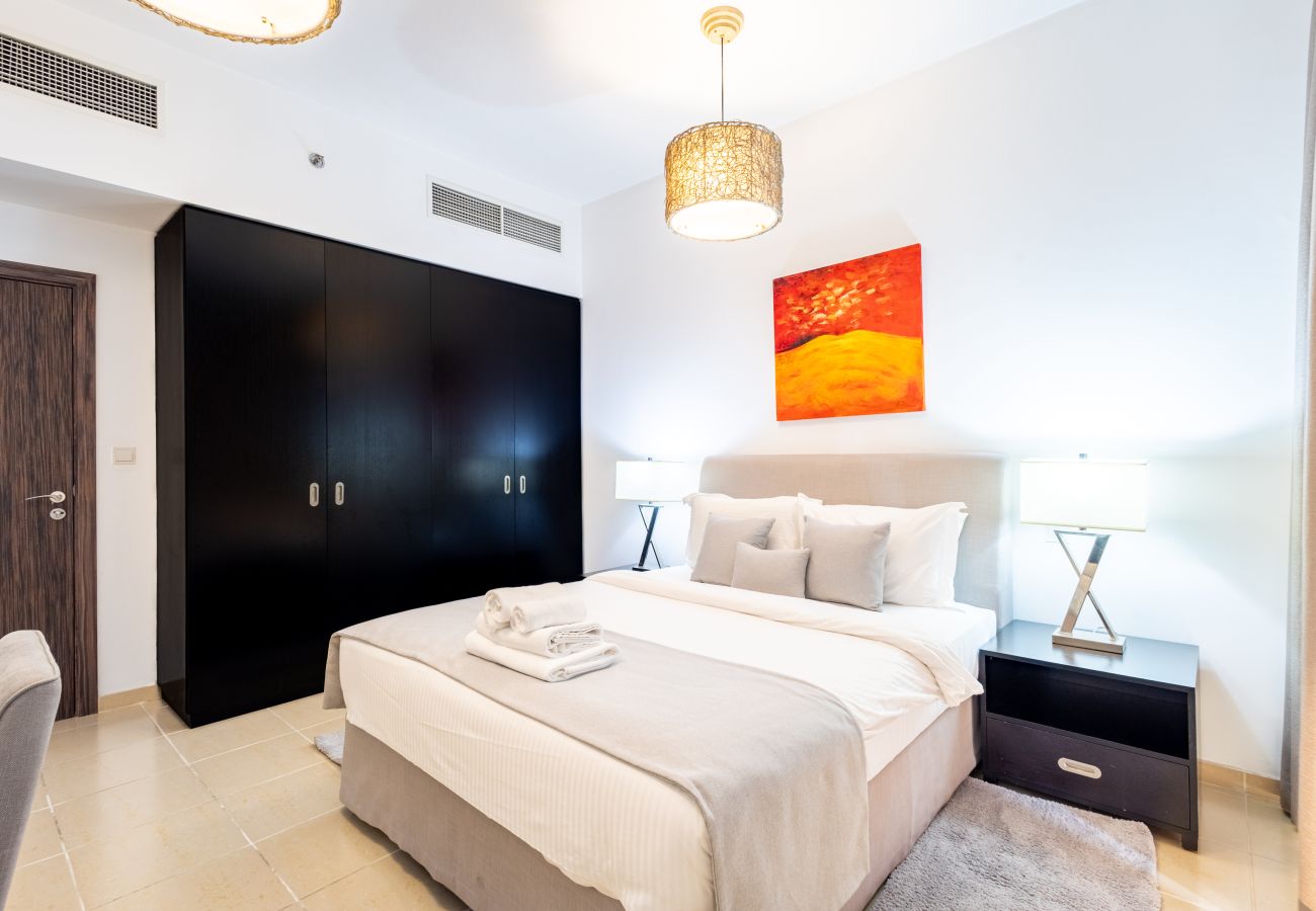 Apartment in Dubai - Enjoy JBR Sea & Dubai Eye & Marina View