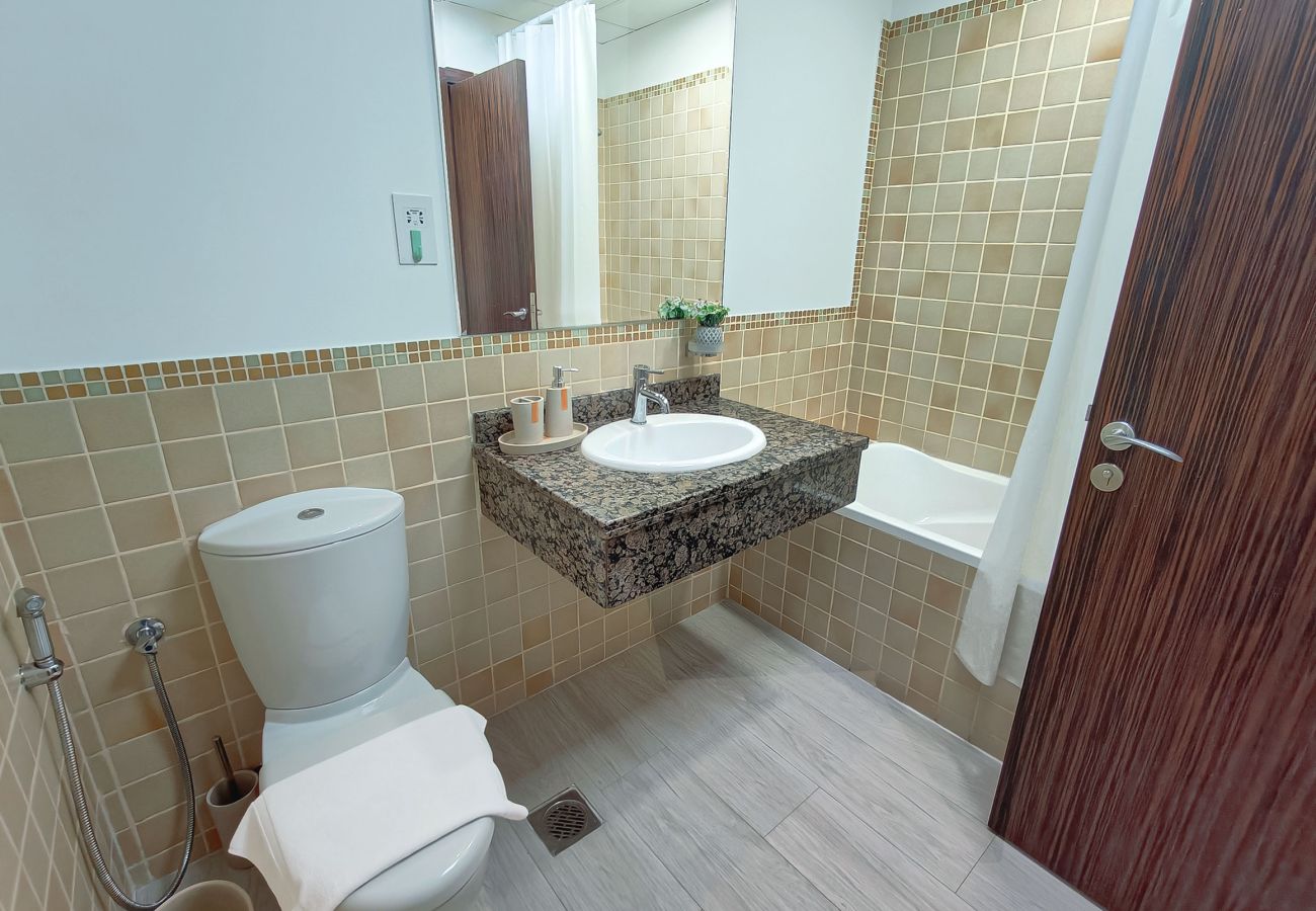 Apartment in Dubai - Enjoy JBR Sea & Dubai Eye & Marina View