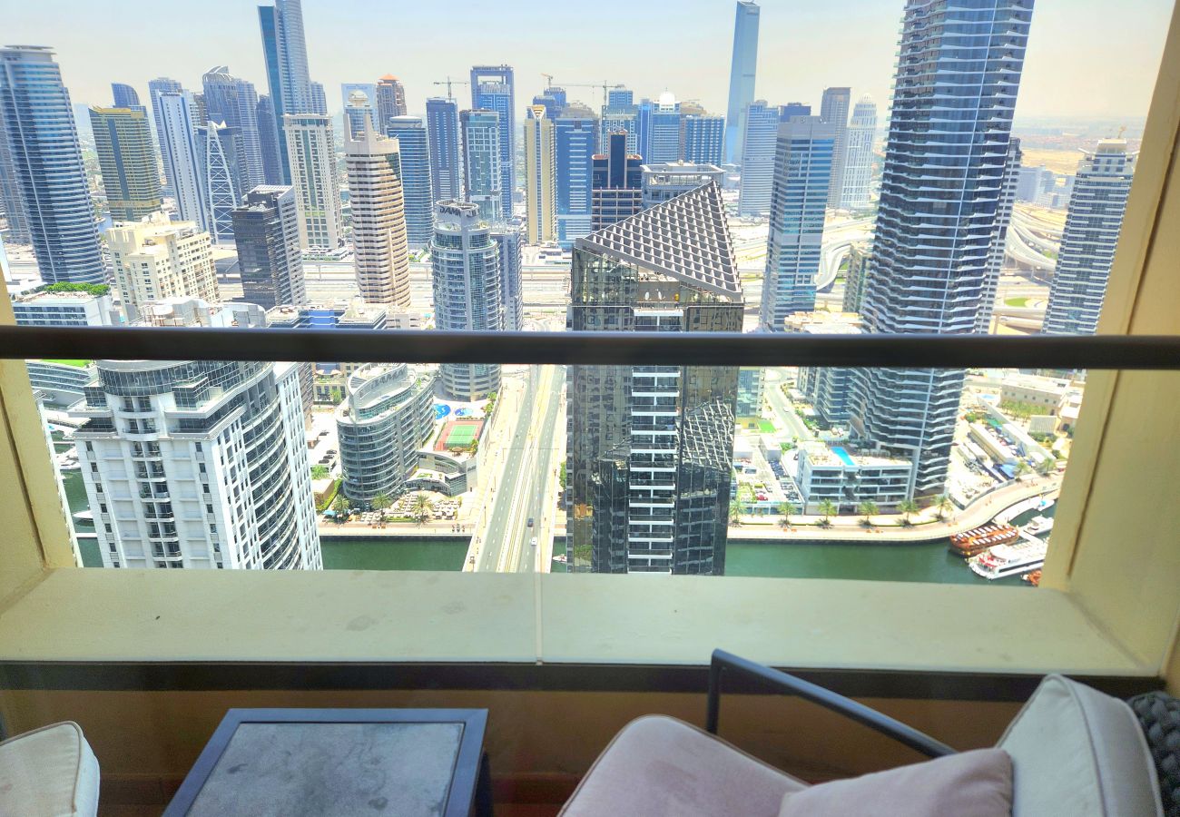 Apartment in Dubai - Marina View Luxury Apartment