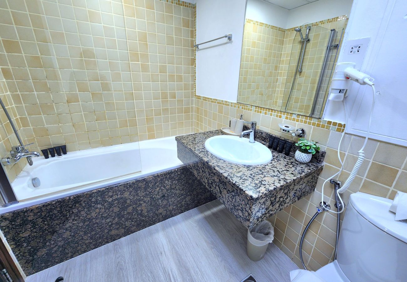 Apartment in Dubai - Marina View Luxury Apartment