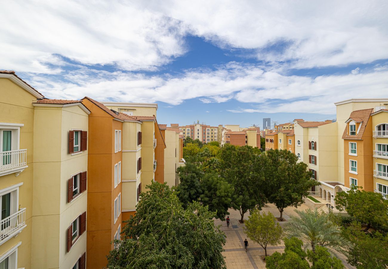 Apartment in Dubai - Cozy and spacious apartment- 5min walk to metro