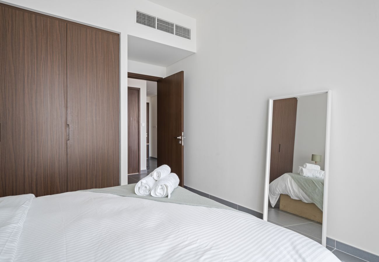 Apartment in Dubai - Contemporary design apartment