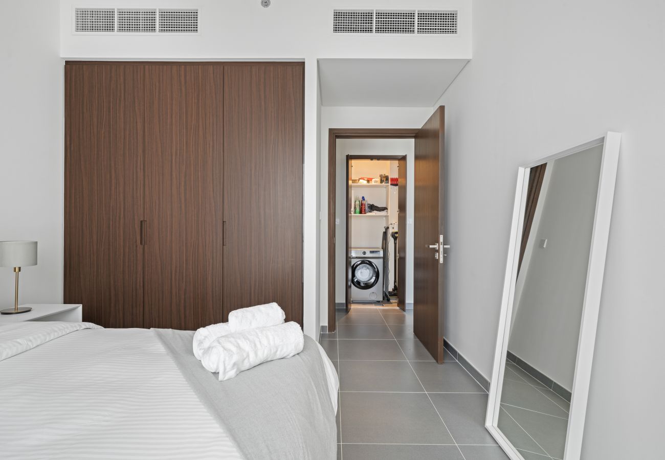 Apartment in Dubai - Contemporary design apartment