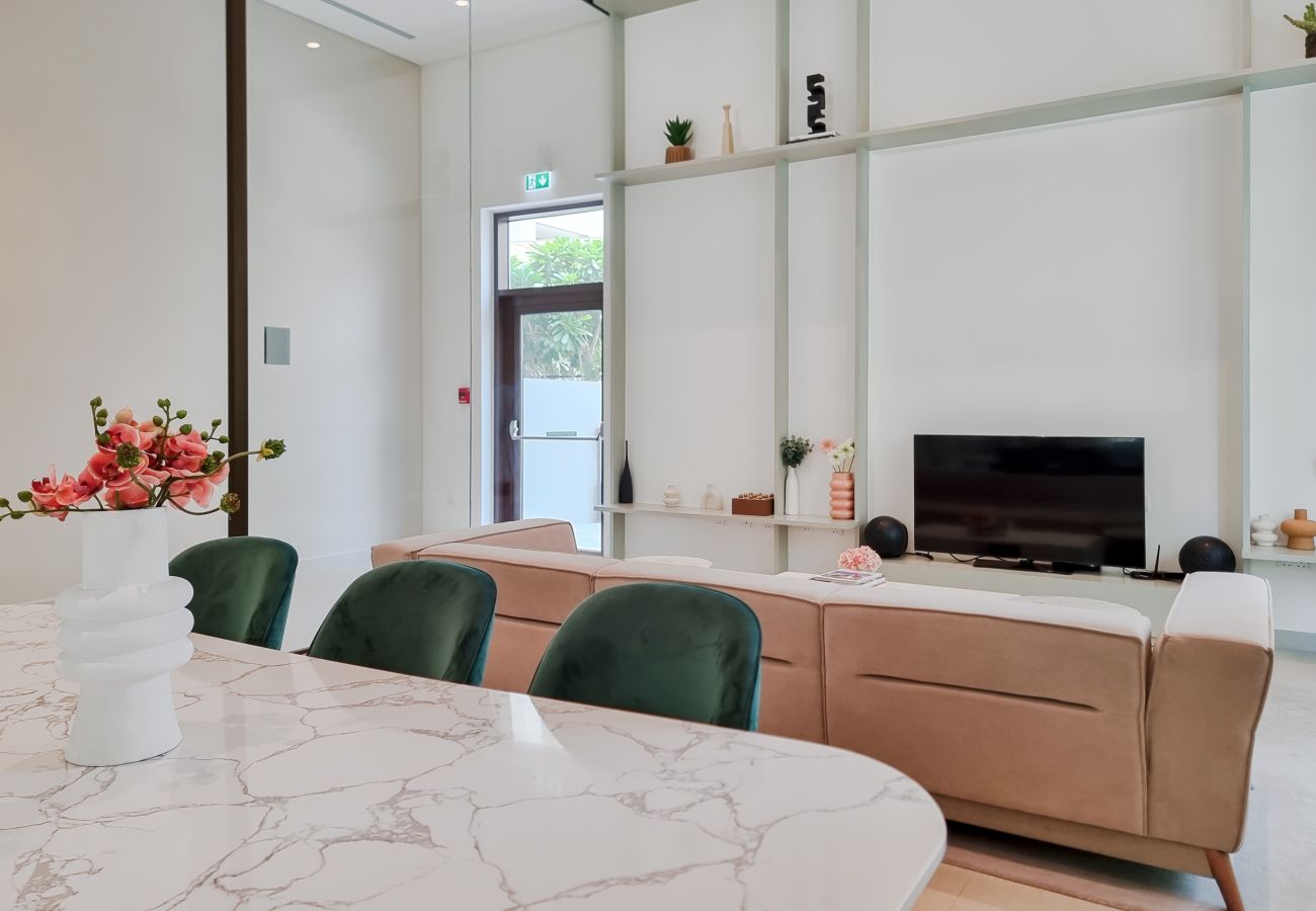 Apartment in Dubai - Lagoon access Creek Beach Cosy&Modern Apartment_Surf