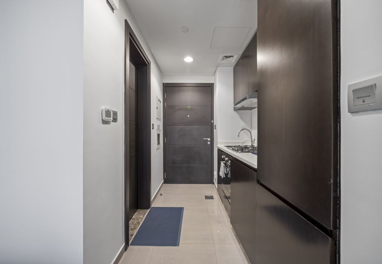 Studio in Dubai - Modern Studio I Merano I Close to Metro and Canal