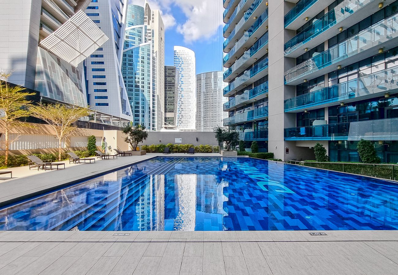Studio in Dubai - Modern Studio I Merano I Close to Metro and Canal