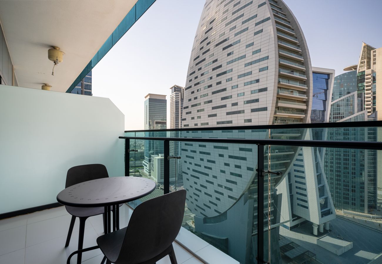 Studio in Dubai - Modern Studio I Merano I Close to Metro and Canal
