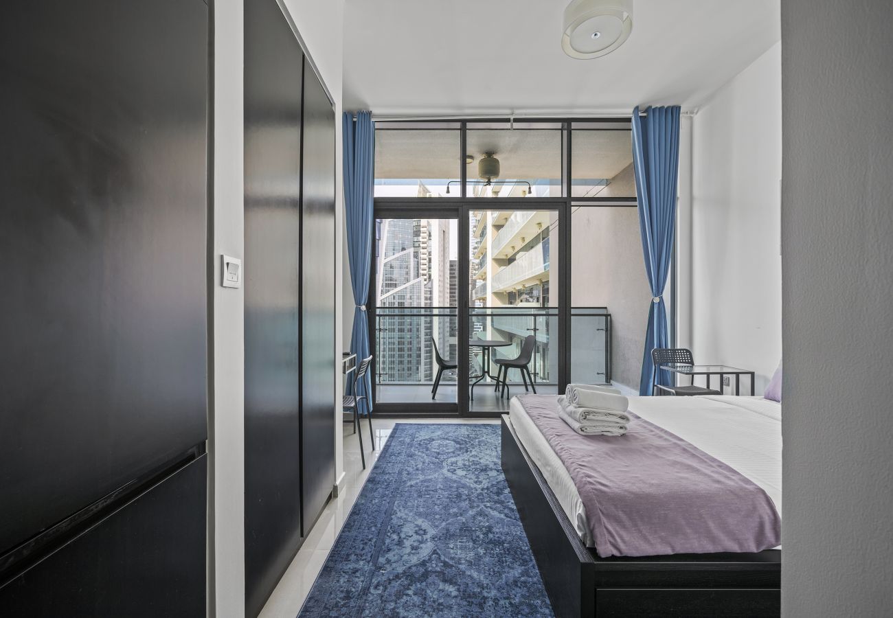 Studio in Dubai - Modern Studio I Merano I Close to Metro and Canal