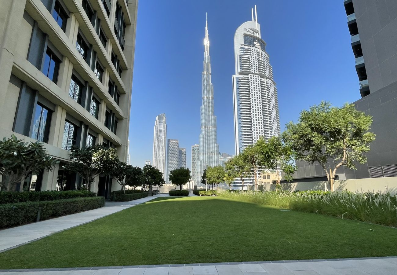 Apartment in Dubai - Stay & walk to Dubai Mall, Buj Khalifa